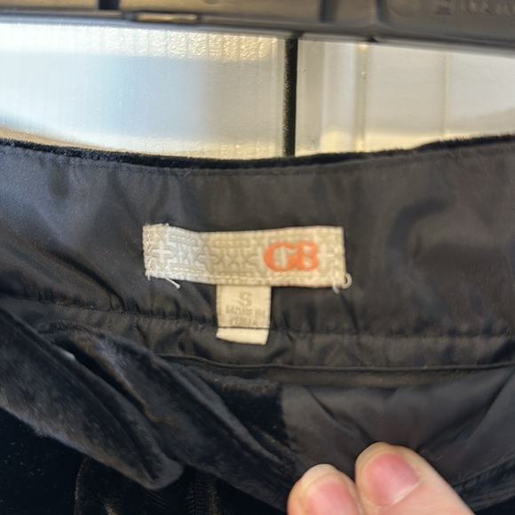 Blacker velvet GB shorts - Picture 2 of 4